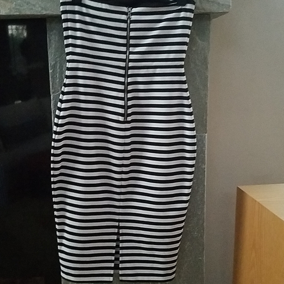 Express Dress - Picture 2 of 6